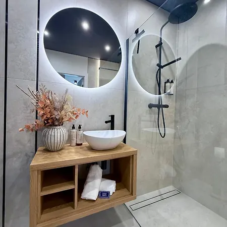 Charlotte 2 Boleslawiec (Lower Silesia)