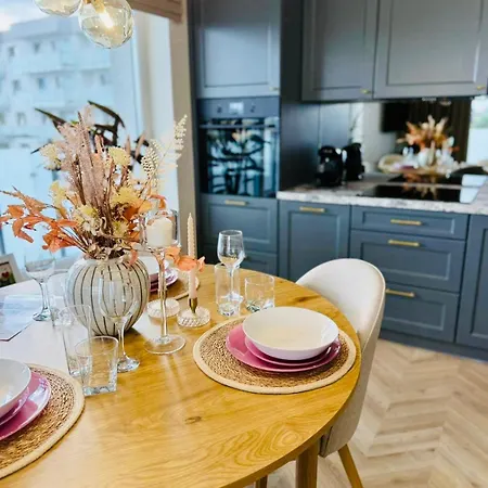 Apartamento Charlotte Hutnicza Parking Free