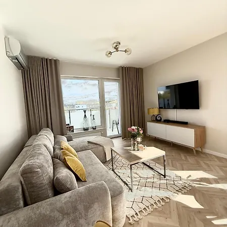 Apartment Charlotte Hutnicza Parking Free